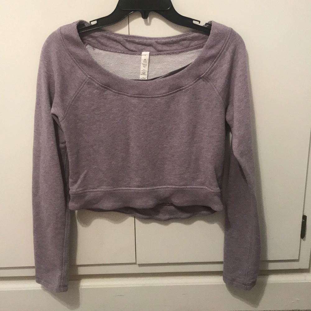 Lululemon Cropped sweater